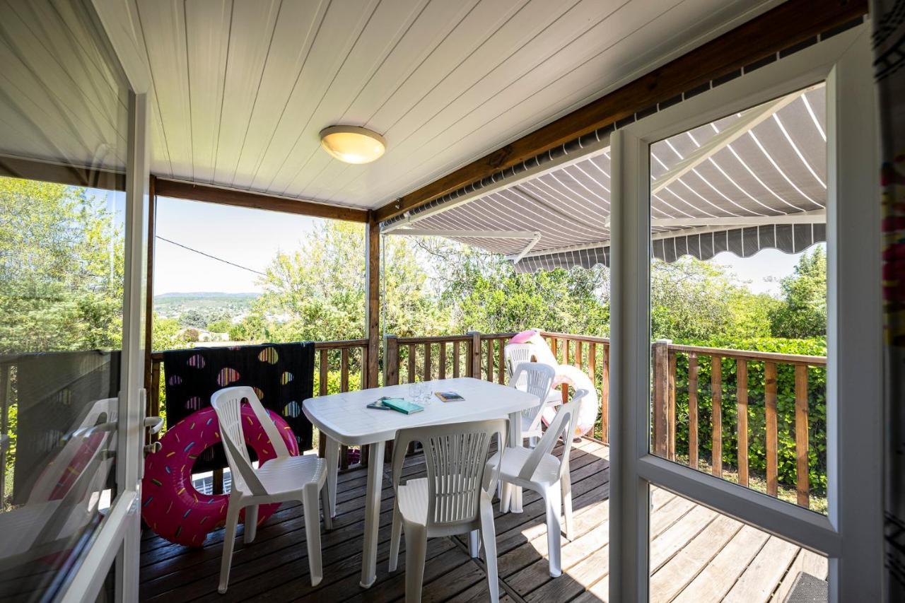 Charmant Camping Familiale 3 Etoiles Vue 360 Plage Piscine A Debordement Empl Xxl Labeaume Exterior foto