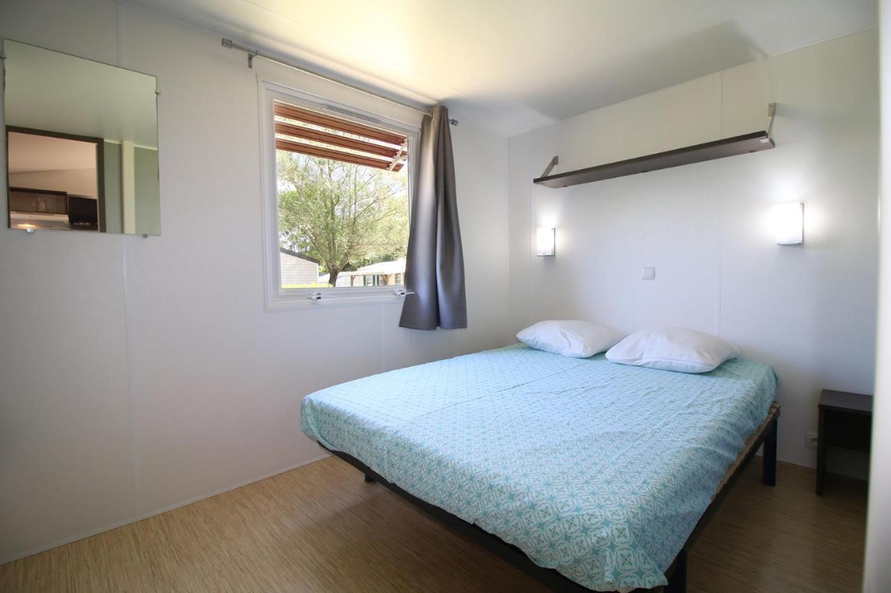 Charmant Camping Familiale 3 Etoiles Vue 360 Plage Piscine A Debordement Empl Xxl Labeaume Exterior foto
